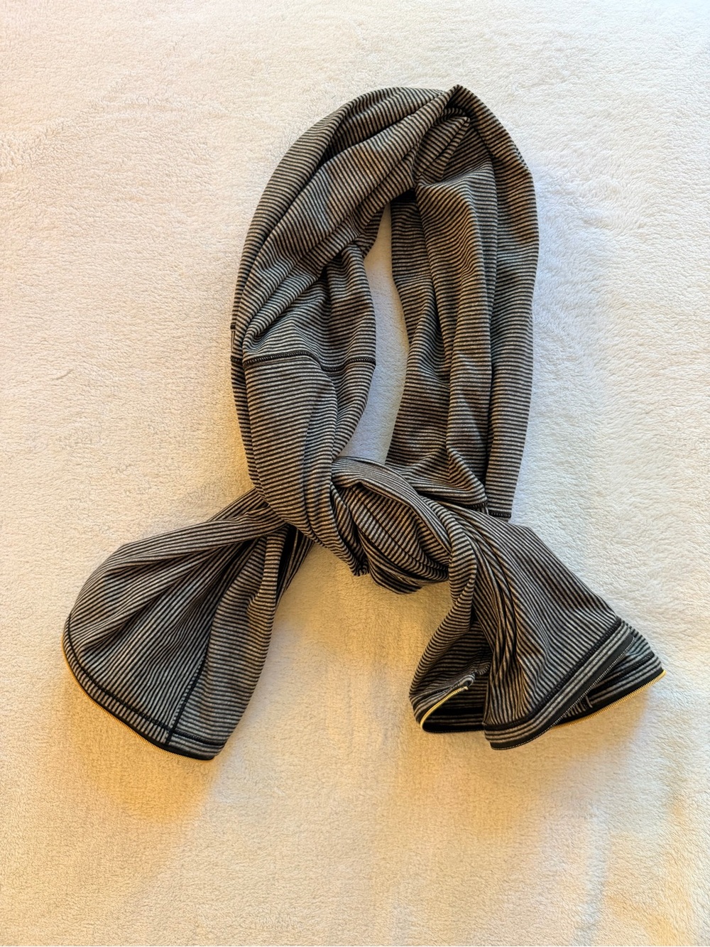 Lululemon Vinyasa Black & Gray Striped Scarf